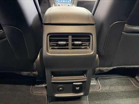 Used 2023 Ford Edge SEL w/ Convenience Package AWD/4WD image 40