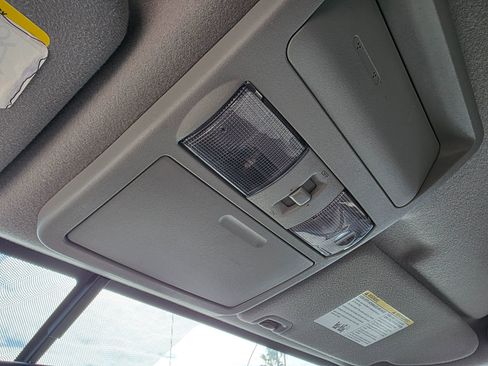 Used 2020 Nissan Frontier SV image 36