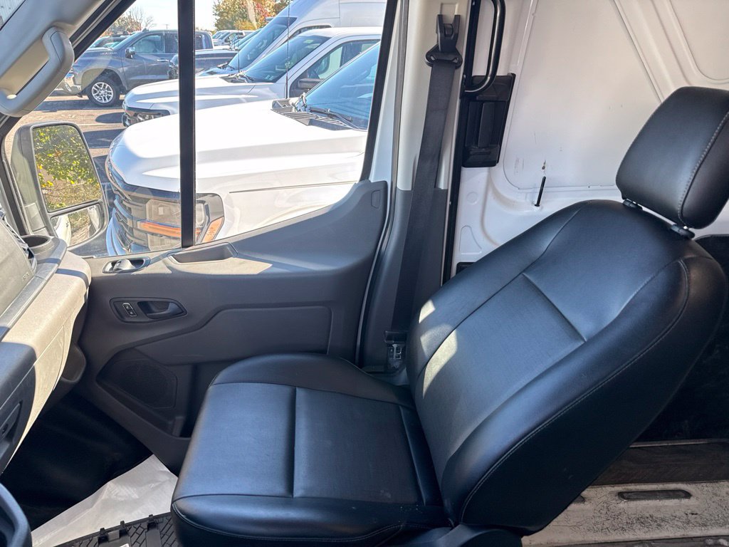 Used 2023 Ford Transit 250 148 High Roof Extended RWD image 17