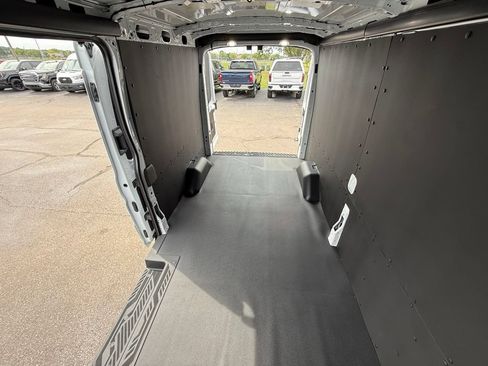 New 2026 Ford Transit 250 148 Medium Roof w/ Load Area Protection Package RWD image 35