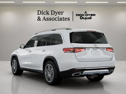 Used 2025 Mercedes-Benz GLS 450 4MATIC image 18