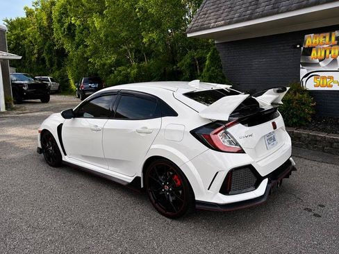 Used 2019 Honda Civic Type R image 7