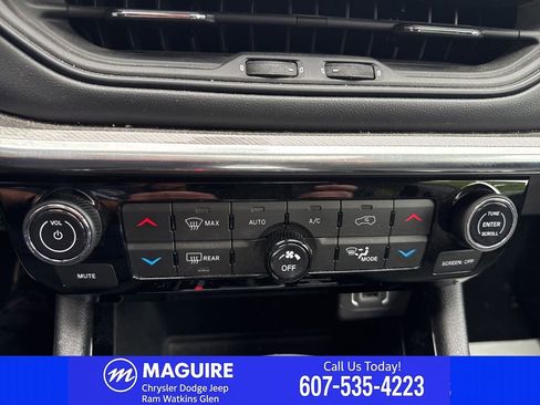 Used 2024 Jeep Compass Limited w/ High Altitude Package AWD/4WD image 25