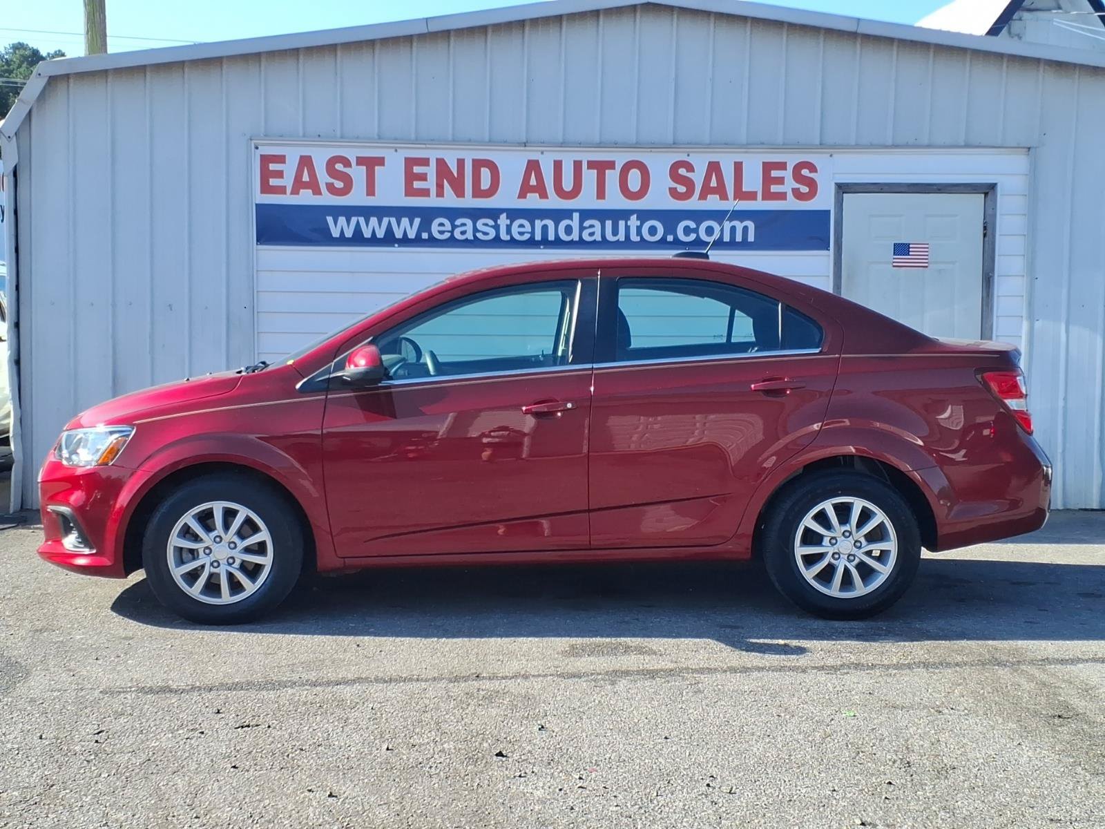 Used 2019 Chevrolet Sonic LT FWD image 2