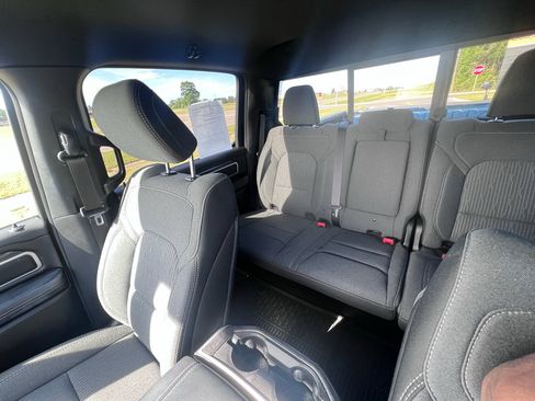 Used 2023 RAM 1500 Big Horn image 24