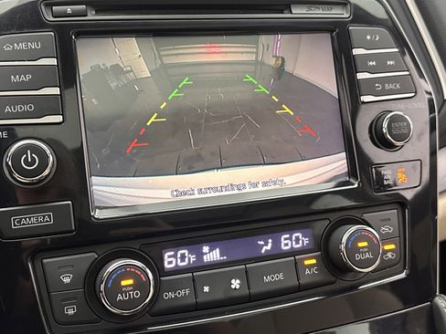 Used 2016 Nissan Maxima 3.5 SL FWD image 23