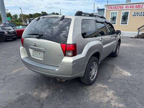 Used 2008 Mitsubishi Endeavor SE FWD image 8