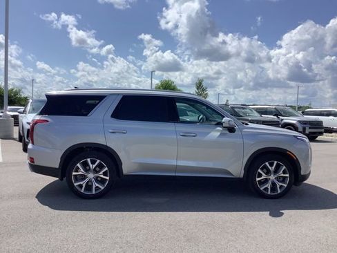 Used 2022 Hyundai Palisade SEL w/ Premium Package image 4
