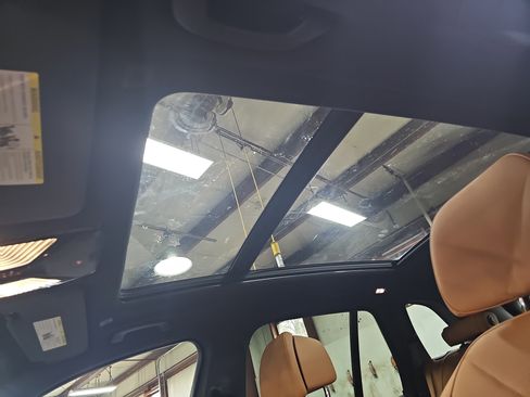 New 2026 BMW X5 xDrive50e AWD/4WD image 32