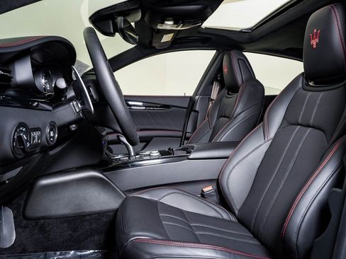 Certified 2024 Maserati Quattroporte Modena Ultima Q4 image 18