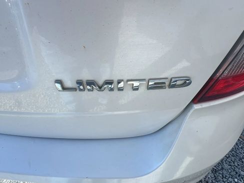 Used 2011 Ford Edge Limited w/ 302A Rapid Spec Order Code image 23