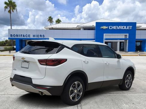 Used 2024 Chevrolet Blazer LT w/ Driver Confidence Package FWD image 4