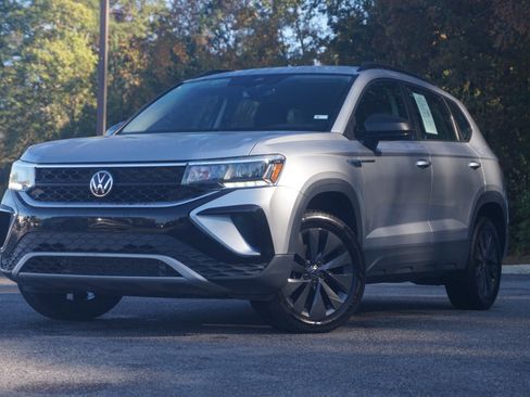 Used 2024 Volkswagen Taos S image 4