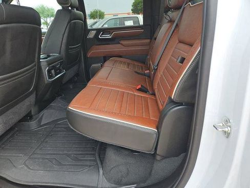 Used 2025 GMC Sierra 2500 Denali Ultimate AWD/4WD image 20
