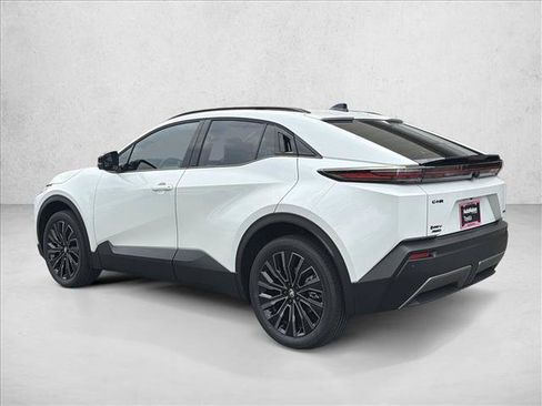 New 2026 Toyota C-HR AWD/4WD image 7