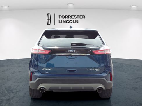 Used 2020 Ford Edge Titanium AWD/4WD image 4