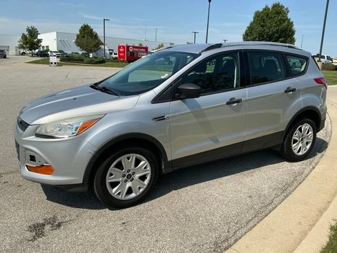 Used 2014 Ford Escape S FWD image 3