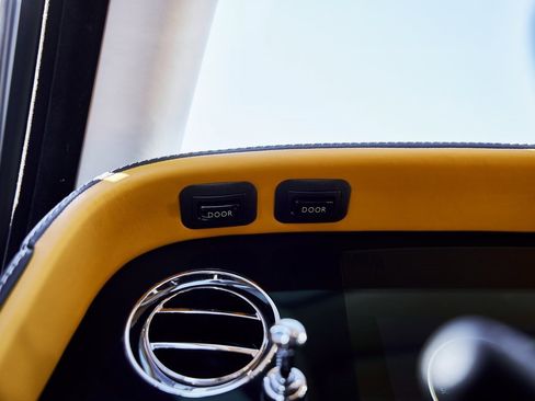 Used 2025 Rolls-Royce Cullinan Base image 59