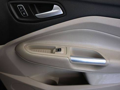 Used 2014 Ford C-MAX SE image 37