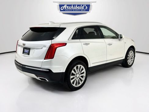 Used 2018 Cadillac XT5 Platinum w/ Driver Assist Package AWD/4WD image 8