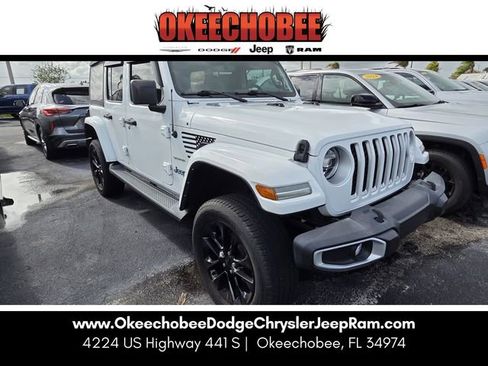 Used 2021 Jeep Wrangler Unlimited Sahara AWD/4WD image 1