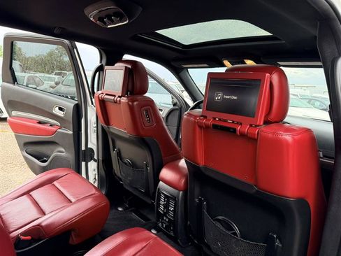 Used 2018 Dodge Durango R/T w/ Blacktop Package AWD/4WD image 18