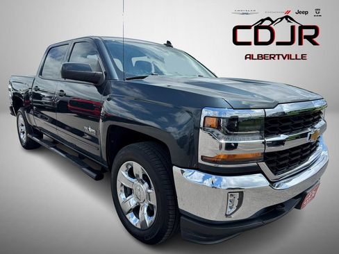Used 2018 Chevrolet Silverado 1500 LT w/ LT Eassist Package image 1
