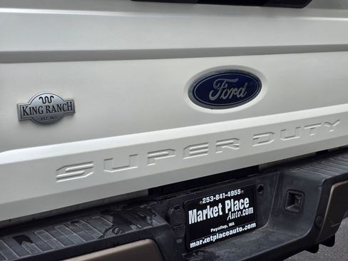 Used 2019 Ford F350 King Ranch w/ King Ranch Ultimate Package AWD/4WD image 17
