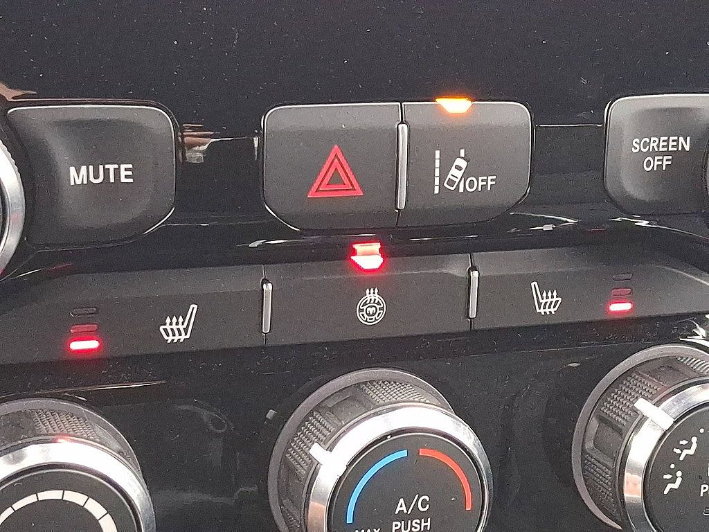 Used 2025 RAM 1500 Big Horn AWD/4WD image 19