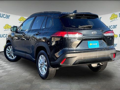 Used 2022 Toyota Corolla Cross LE FWD image 4