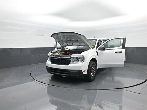 Certified 2024 Ford Maverick XLT w/ XLT Luxury Package FWD image 44
