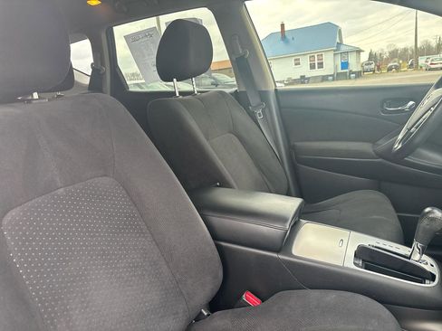 Used 2014 Nissan Murano S AWD/4WD image 19