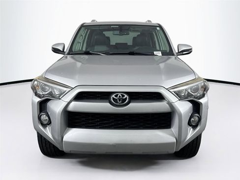 Used 2016 Toyota 4Runner SR5 Premium image 9