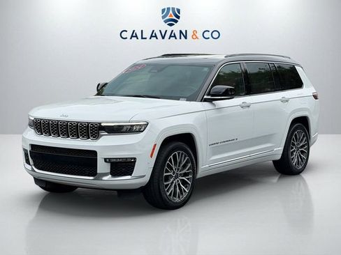 Used 2024 Jeep Grand Cherokee L Summit AWD/4WD image 3