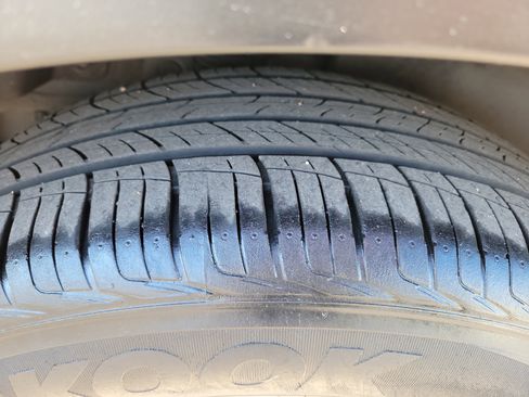 Used 2020 Kia Sorento LX w/ LX I4 Convenience Package image 23