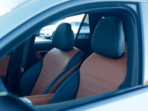 New 2026 Mercedes-Benz GLC 300 GLC 300 image 12