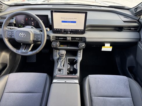 New 2026 Toyota RAV4 XSE AWD/4WD image 4