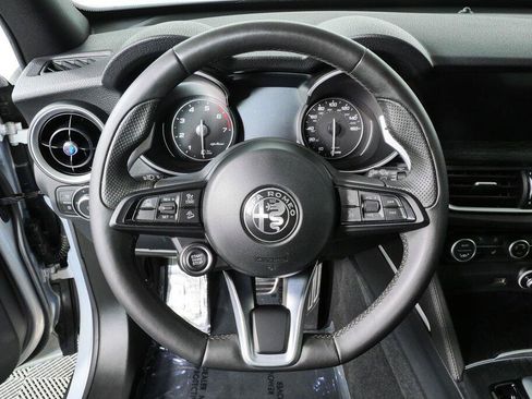 Used 2023 Alfa Romeo Stelvio Sprint RWD image 36
