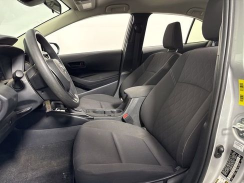 Used 2024 Toyota Corolla LE image 13