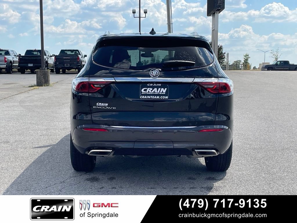 Used 2024 Buick Enclave Essence FWD image 6