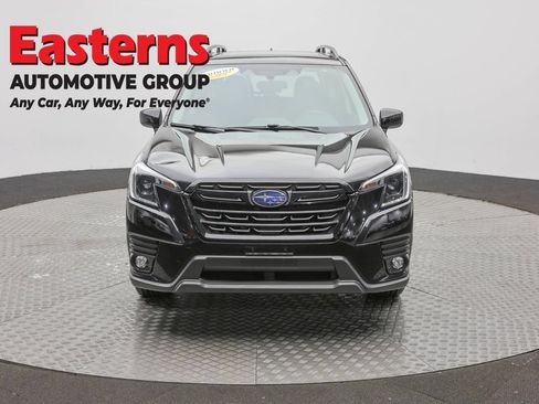Used 2024 Subaru Forester Premium AWD/4WD image 2