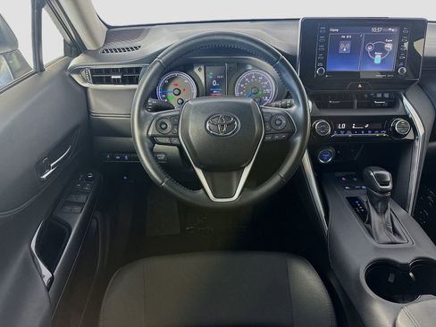 Used 2021 Toyota Venza LE AWD/4WD image 20