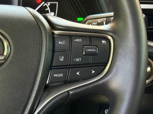Certified 2024 Lexus UX 250h FWD image 26