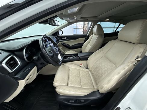 Used 2021 Nissan Maxima Platinum w/ Sport Mat Group image 11