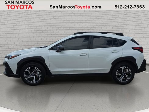 Used 2025 Subaru Crosstrek 2.5i Premium AWD/4WD image 9