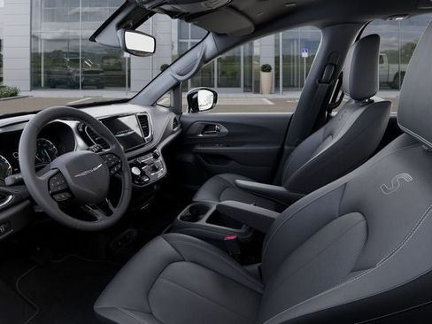 New 2026 Chrysler Pacifica Select w/ S Appearance Package image 22