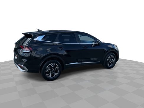 Used 2024 Kia Sportage LX image 8