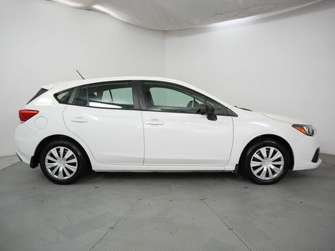 Used 2020 Subaru Impreza 2.0i image 5