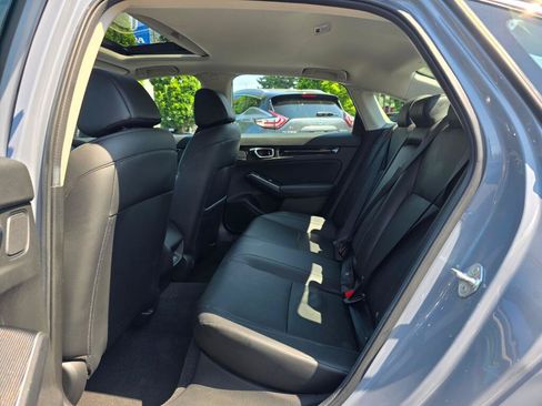 Used 2024 Honda Civic Touring image 4
