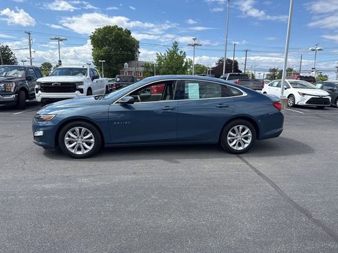 Used 2024 Chevrolet Malibu LT FWD image 2
